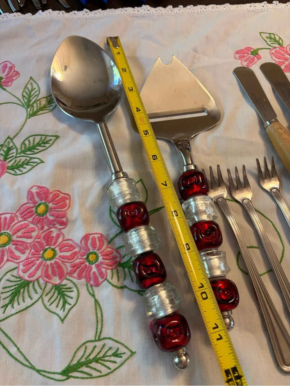 Vintage Pampered Chef Beaded Spoon Cheese Shaver Princess House Butter Knives